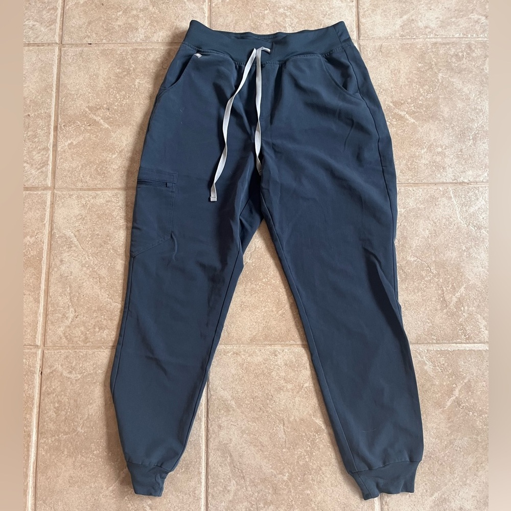 COPY - Figs Dark Harbour Zamora High waisted regular length scrub pants